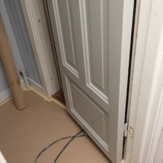 Detaljbild av spegeldörr